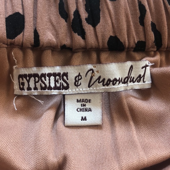 Cheetah Print Skirt - Picture 3 of 3